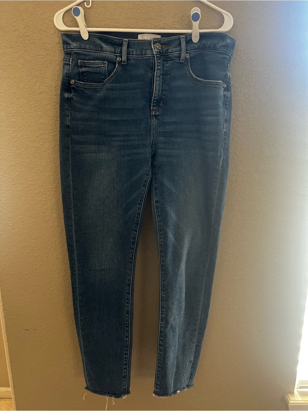 LOFT Medium Wash Skinny Jeans with Raw Frayed Edge Hem Size 10